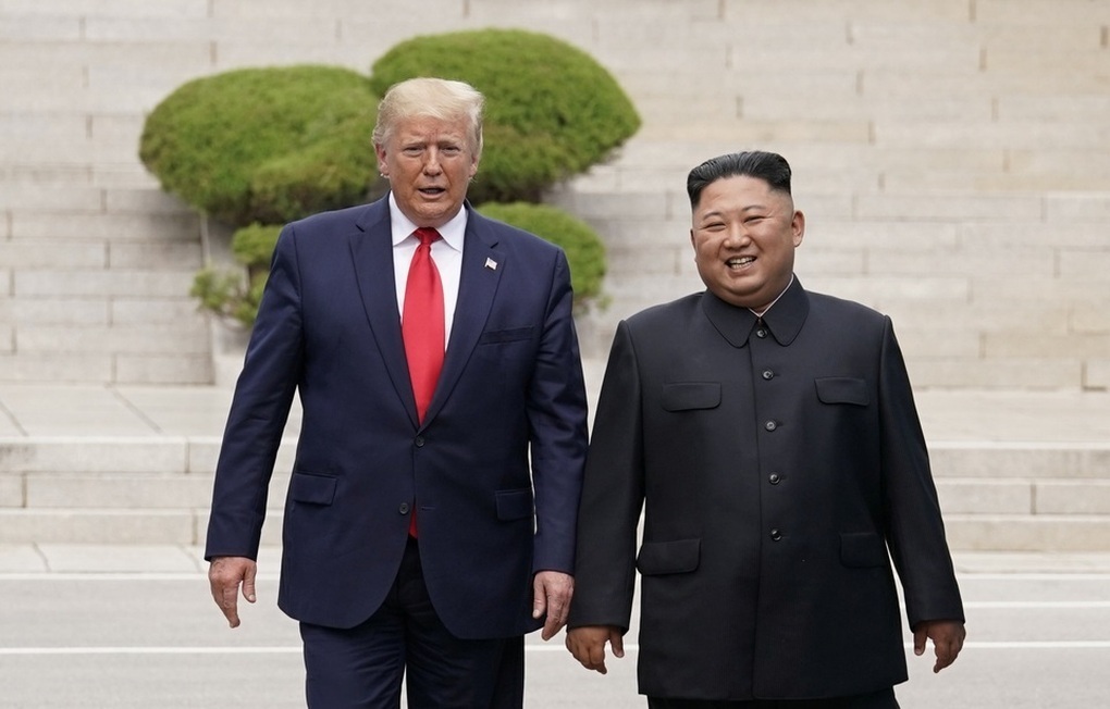 Ông Trump cân nhắc đàm phán trực tiếp với nhà lãnh đạo Kim Jong-un - 1