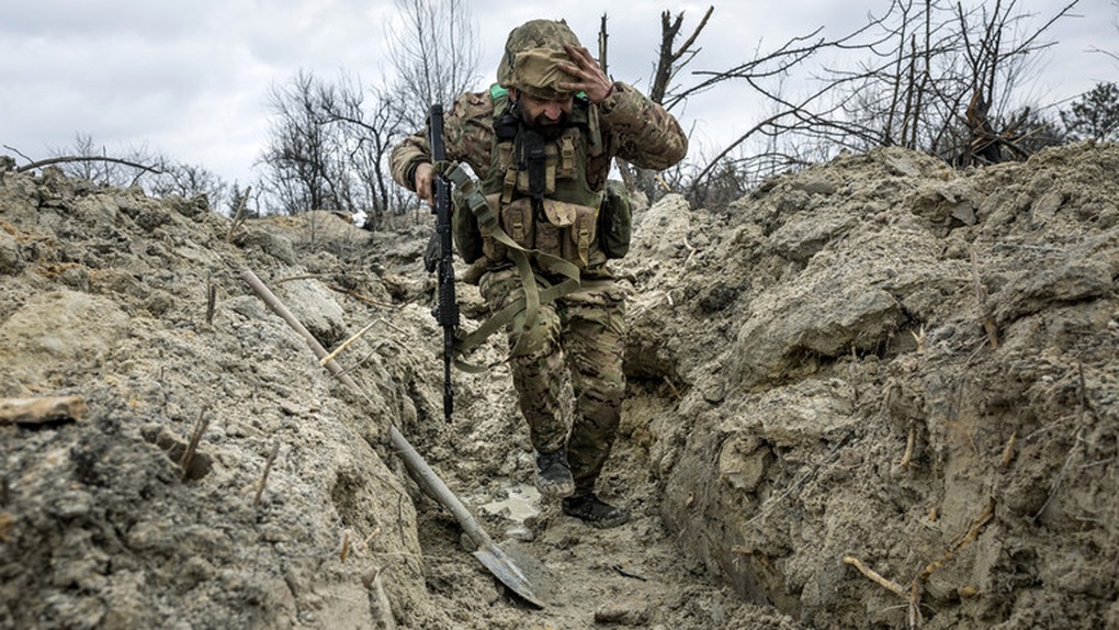 Báo Mỹ: Hàng chục nghìn lính Ukraine đã đào ngũ - 1